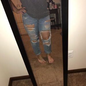 American eagle “Tom Girl” style jeans